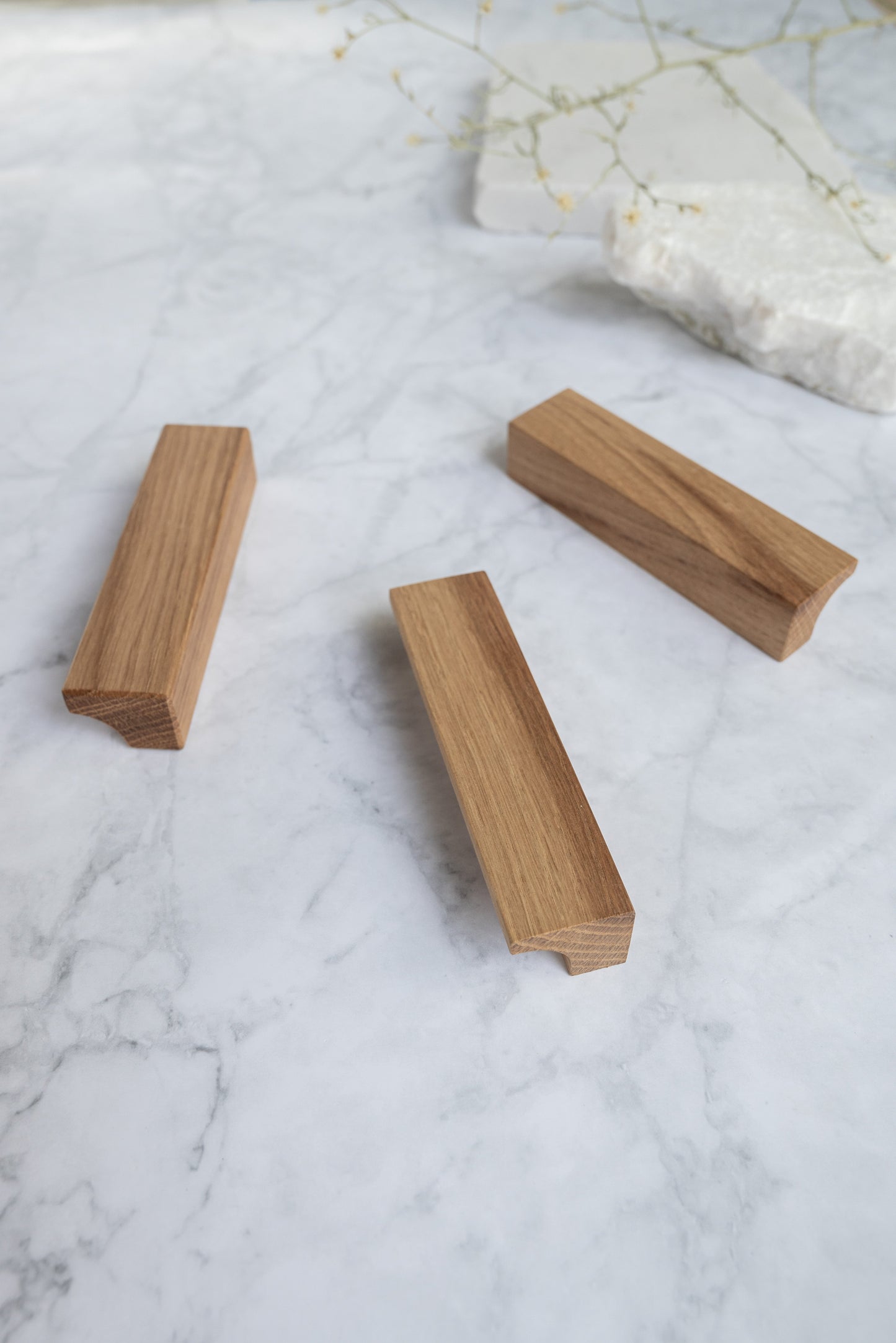 Poignée meuble Alcôve A chêne massif - fabrication artisanale qualité supérieure